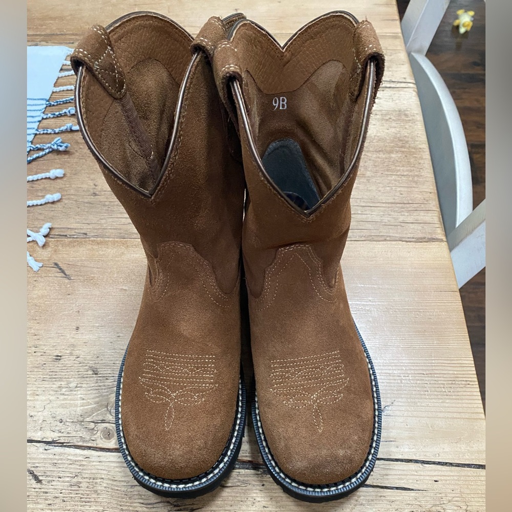 Ariat Fat baby boots size 9 NWOT